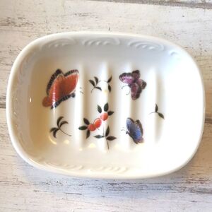 Vintage Porcelain Butterfly Soap Dish MD 2001